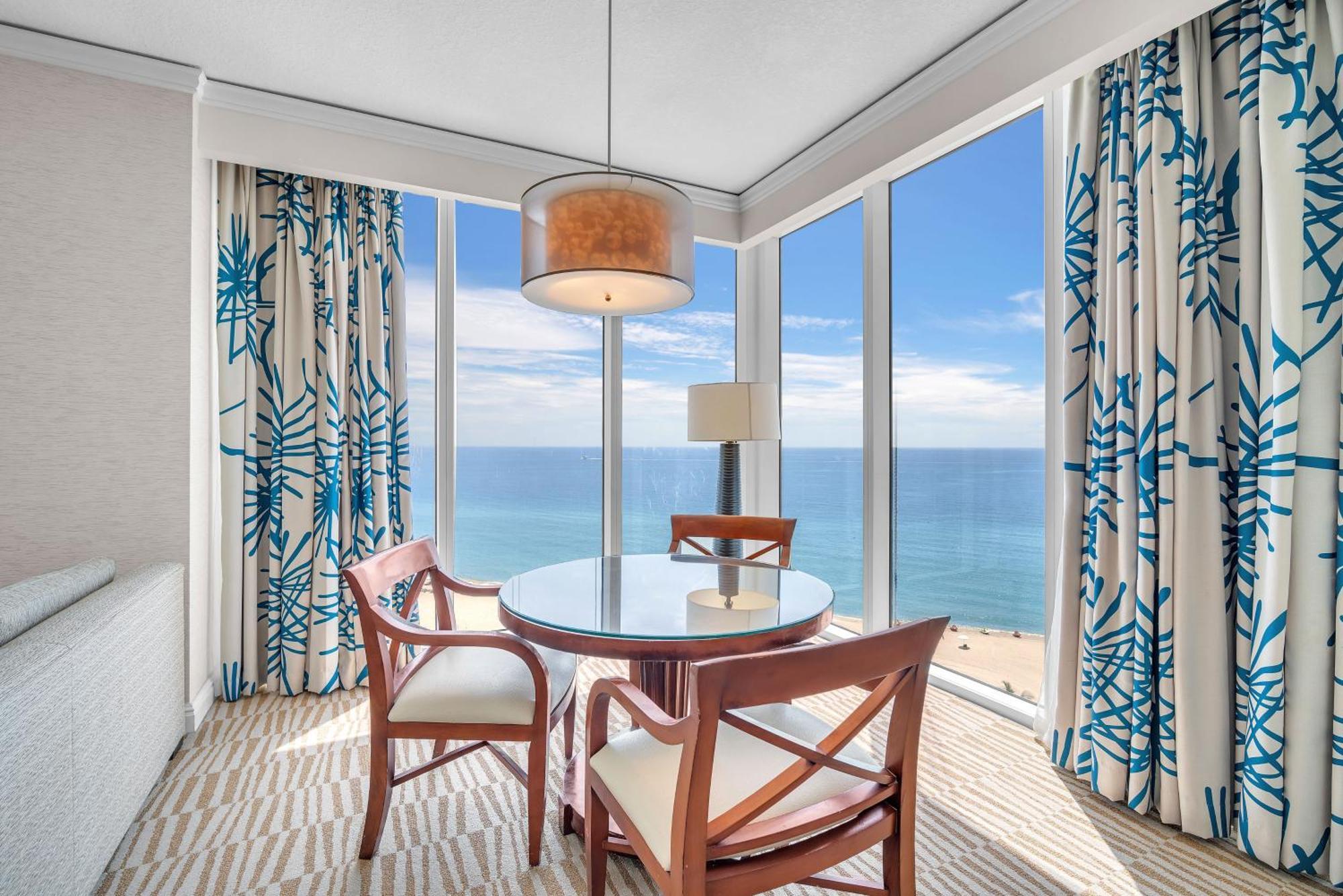Trump Intl 2 Bedroom Apartment 1600 Sqf Ocean Front Miami Beach Exterior foto